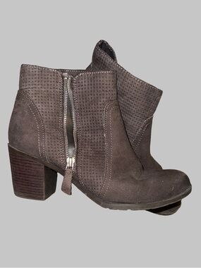 Arizona Dark Gray Zip Up Bootie